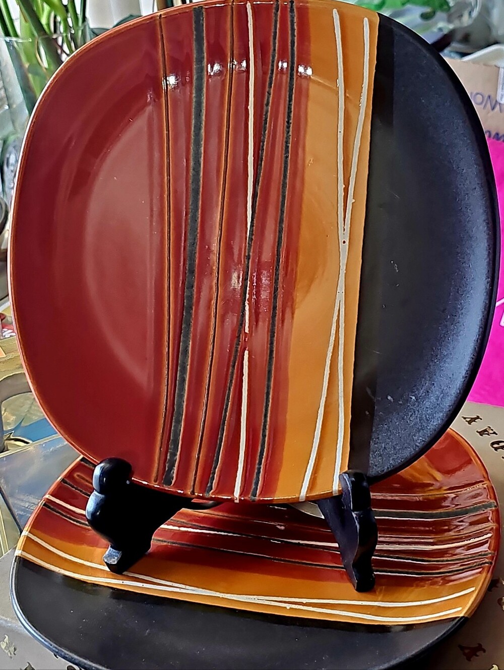 2- Home Trends "Bazaar Red" Stripe Square Dinner / Luncheon Plate